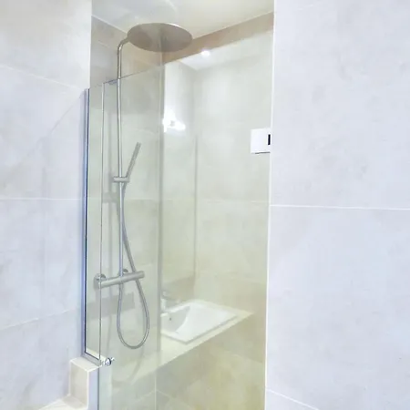 Alc - Ma3 - 9 Min Paalais Apartment *