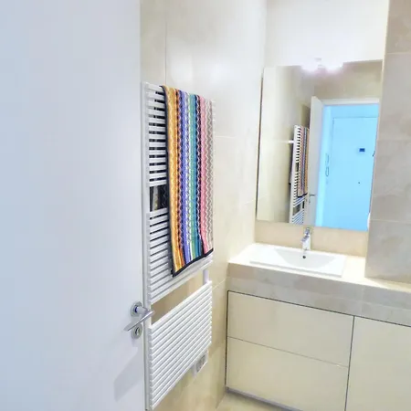 Alc - Ma3 - 9 Min Paalais Cannes